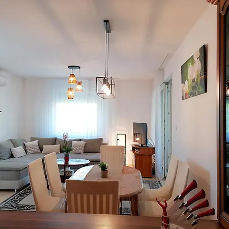 Balaton Golden Coast Apartman *